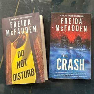 Freida McFadden Book Set